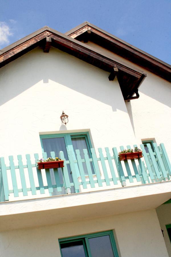 Hotel Fragaria Zimandcuz Exterior foto